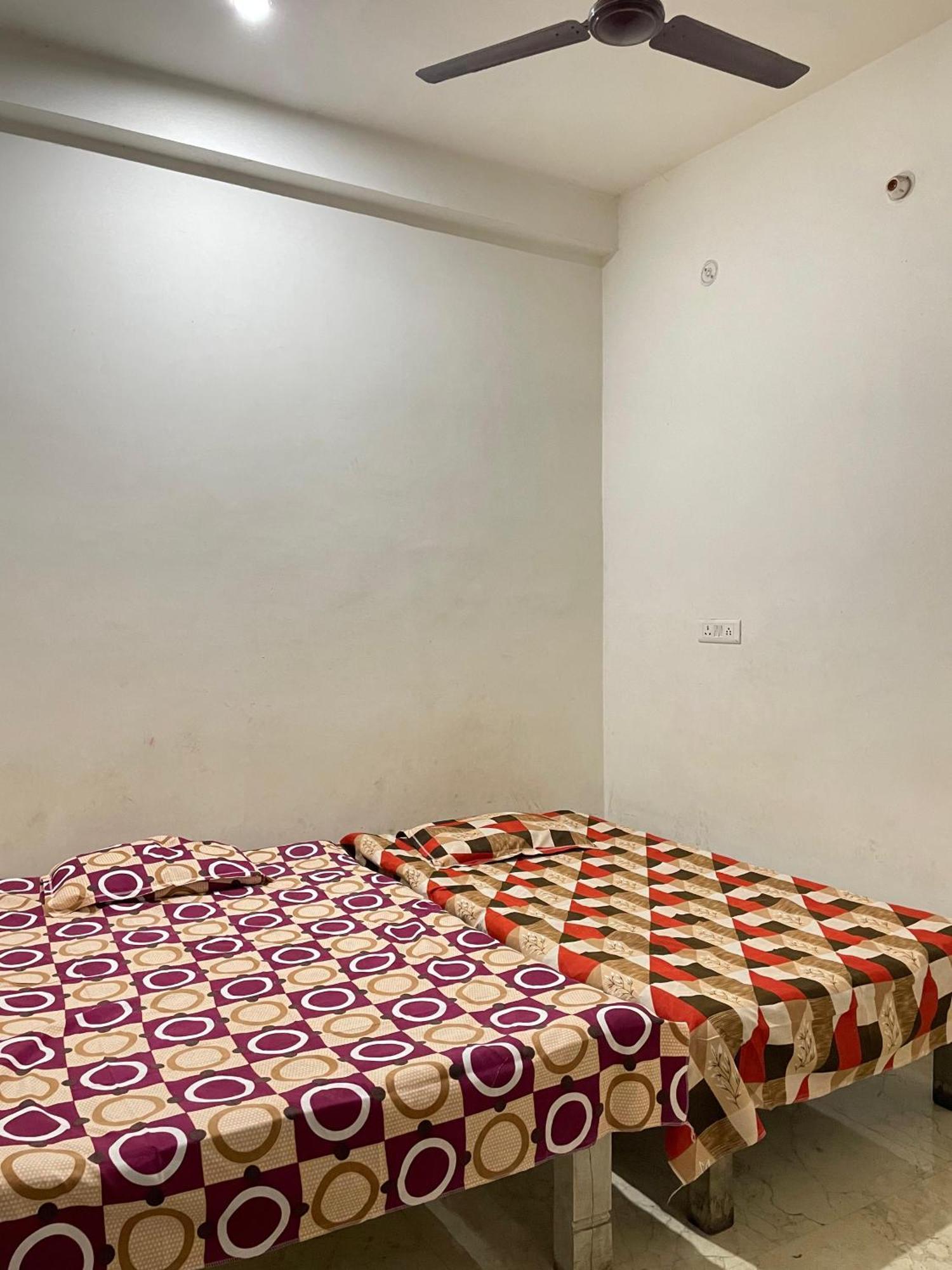 Om Sai Guest House Váránasí Exteriér fotografie